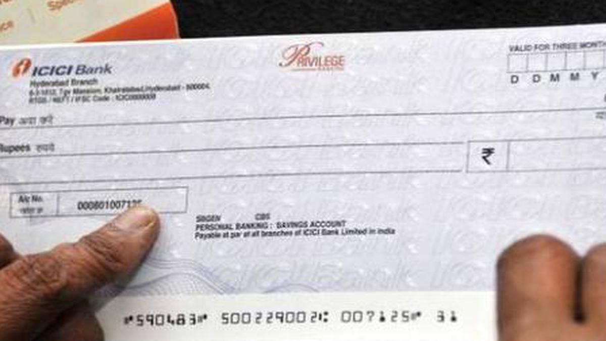 How Many Leaf In Cheque Book